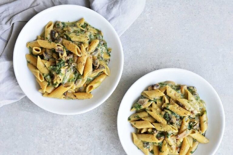 pasta con champinones y espinacas