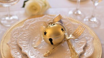 christmas table g6e2e52170 1280