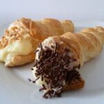 cucuruchos de hojaldre rellenos
