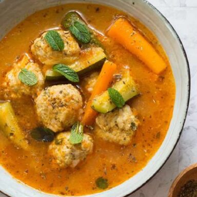 albondigas en caldo