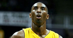 Kobe Bryant - By Sgt. Joseph A. Lee [Public domain], via Wikimedia Commons