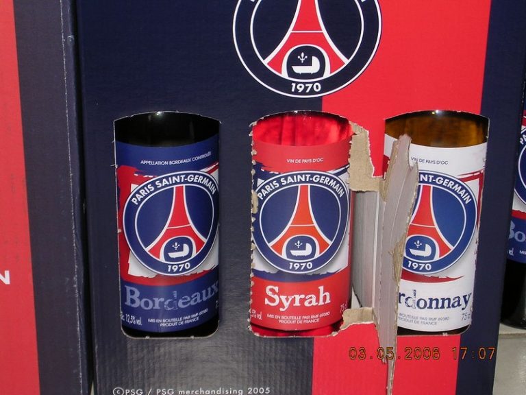 Bouteilles de vin PSG