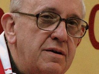 Le pape françois premier