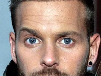 Le chanteur M Pokora