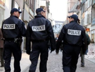 Un prêtre tué avec un crucifix