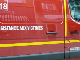 Poids lourd couché sur A6