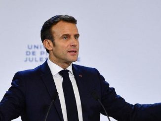 macron choose france rencontre versailles