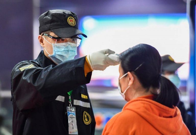 coronavirus décès risques économiques