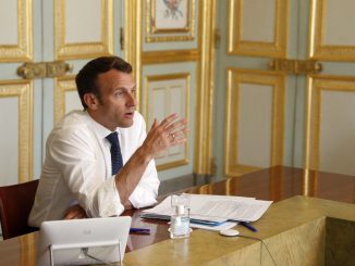 macron coronavirus lieux culte