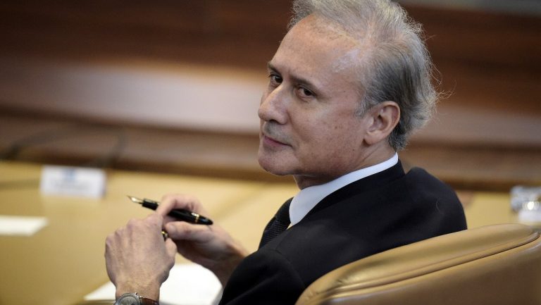 Georges Tron reste en prison