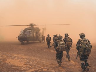 tribune militaires Valeurs actuelles