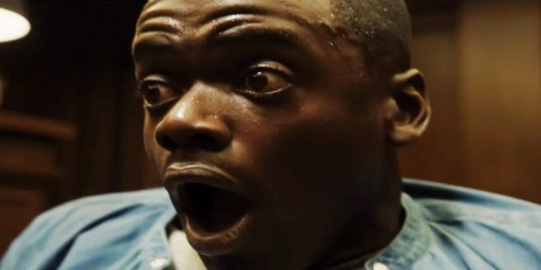 La société propose de payer 1 300 dollars à quiconque regarde 13 films d'horreur