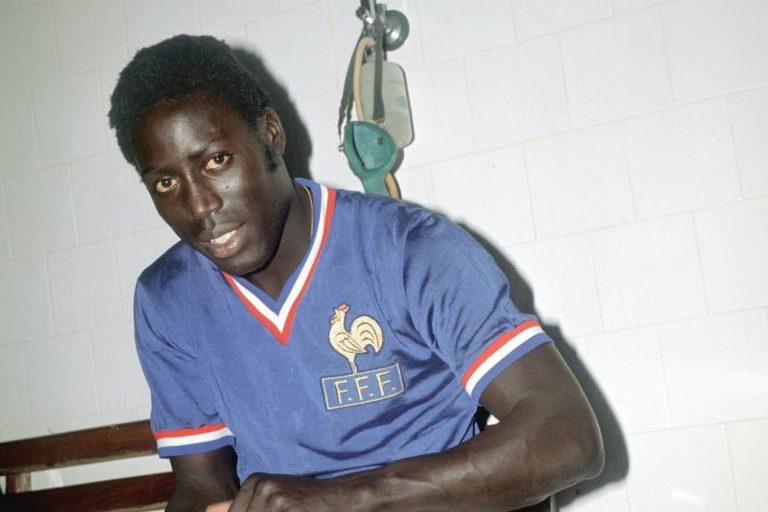 Jean-Pierre Adams a joué pour  Nîmes, Nice and Paris St-Germain