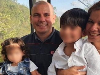 Une mère de deux naufragés a bu sa propre urine pour pouvoir allaiter ses enfants jusqu'à ce qu'ils soient secourus