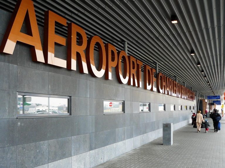 Voyager avec une assurance Covid-19 est indispensable