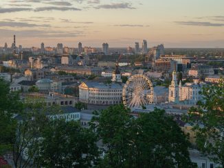 Kiev impose un couvre-feu en raison des derniers bombardements