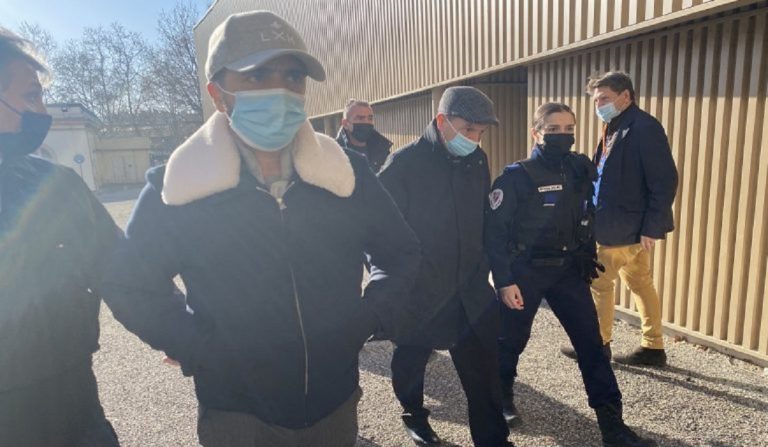 Lionel Guedj, dentiste français jugé pour avoir retiré des dents saines à des patients