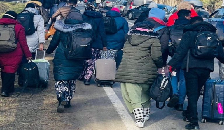 Guerre en Ukraine, étudiants somaliens bloqués à la frontière