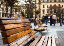 Immagine che rappresenta la satira nella società moderna