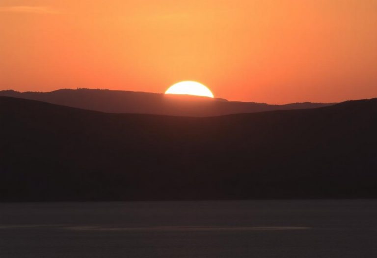 1216x832 28 20 00 30 655193705