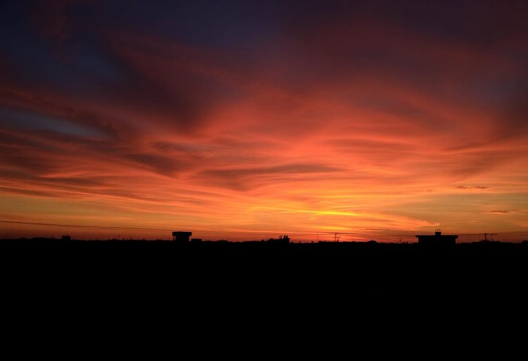 1216x832 21 11 15 23 821131555