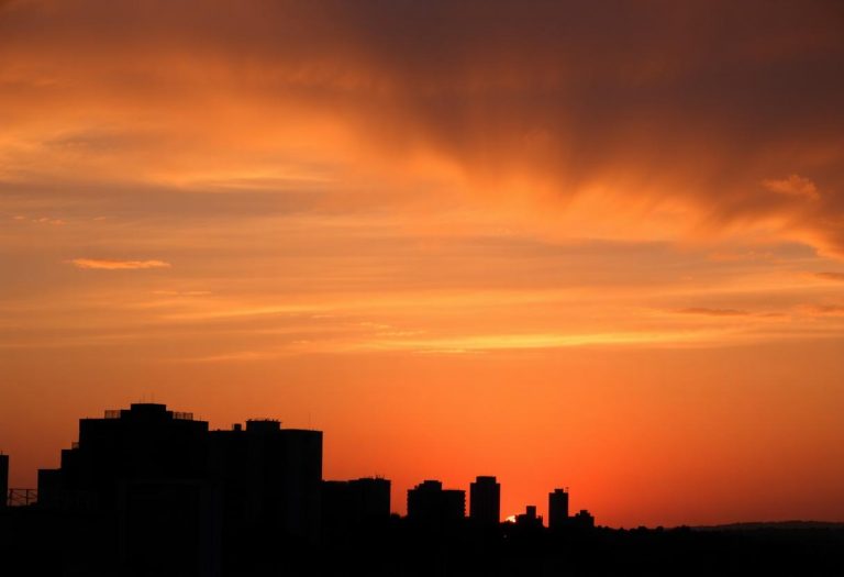 1216x832 19 19 45 41 519650329