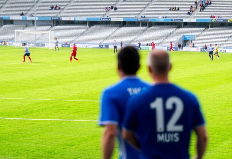 1216x832 23 23 15 32 472212191