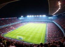 1216x832 19 00 45 29 178387405