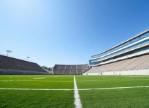 1216x832 26 18 00 50 107118895